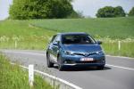 Toyota Auris Hybrid 2015 года